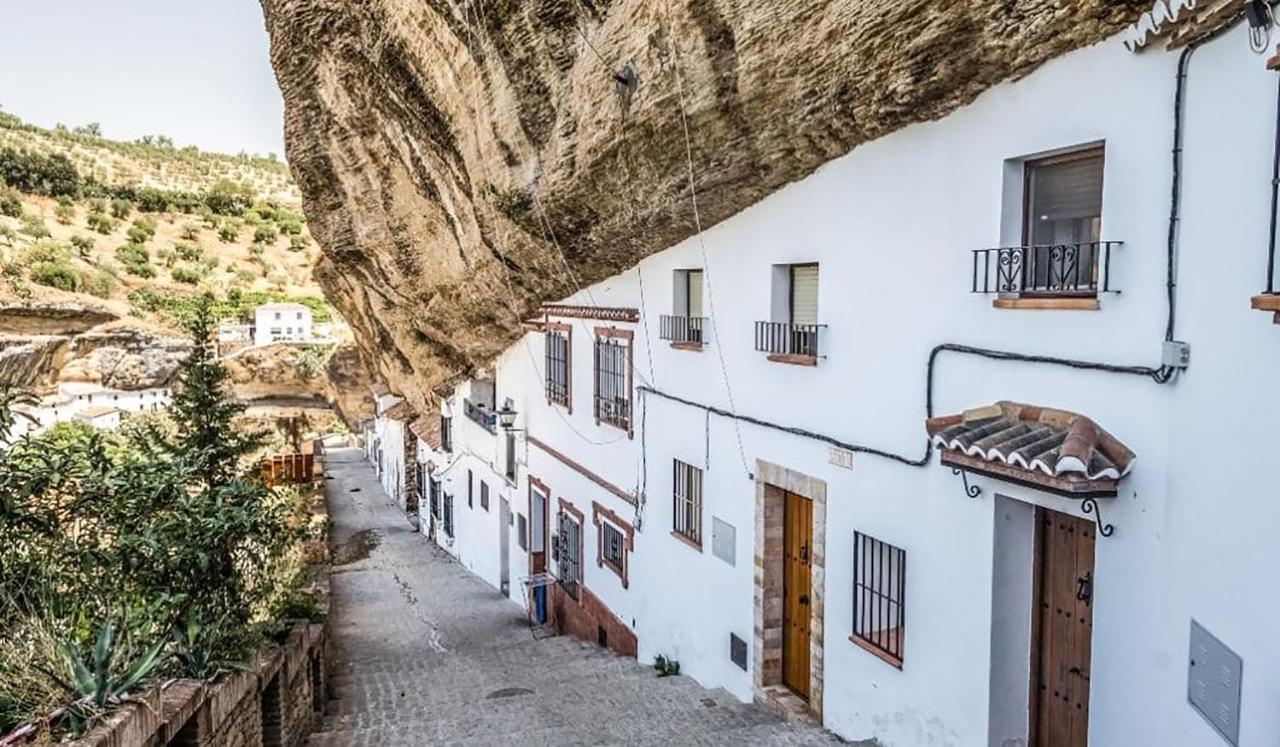 Hotel Tugasa El Almendral Setenil De Las Bodegas Dış mekan fotoğraf