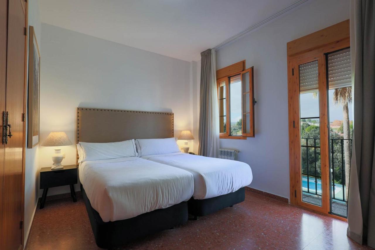Hotel Tugasa El Almendral Setenil De Las Bodegas Dış mekan fotoğraf