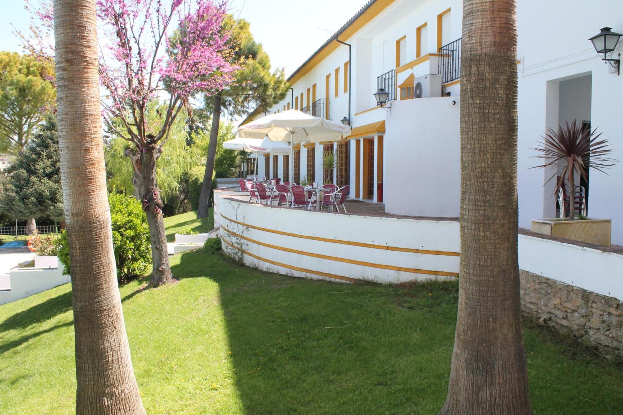 Hotel Tugasa El Almendral Setenil De Las Bodegas Dış mekan fotoğraf