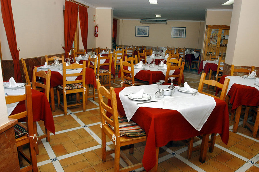 Hotel Tugasa El Almendral Setenil De Las Bodegas Dış mekan fotoğraf